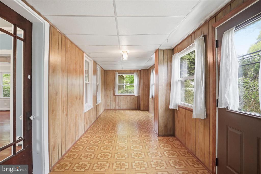521 BEAVER CREEK ROAD