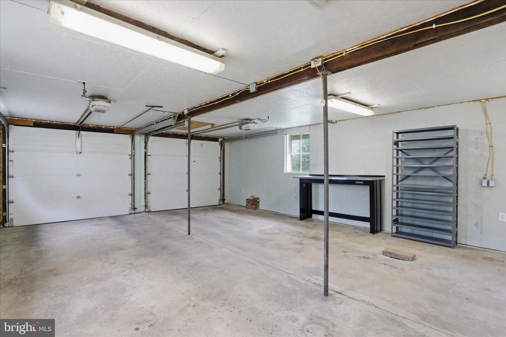 521 BEAVER CREEK ROAD