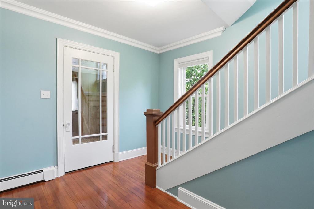 521 BEAVER CREEK ROAD