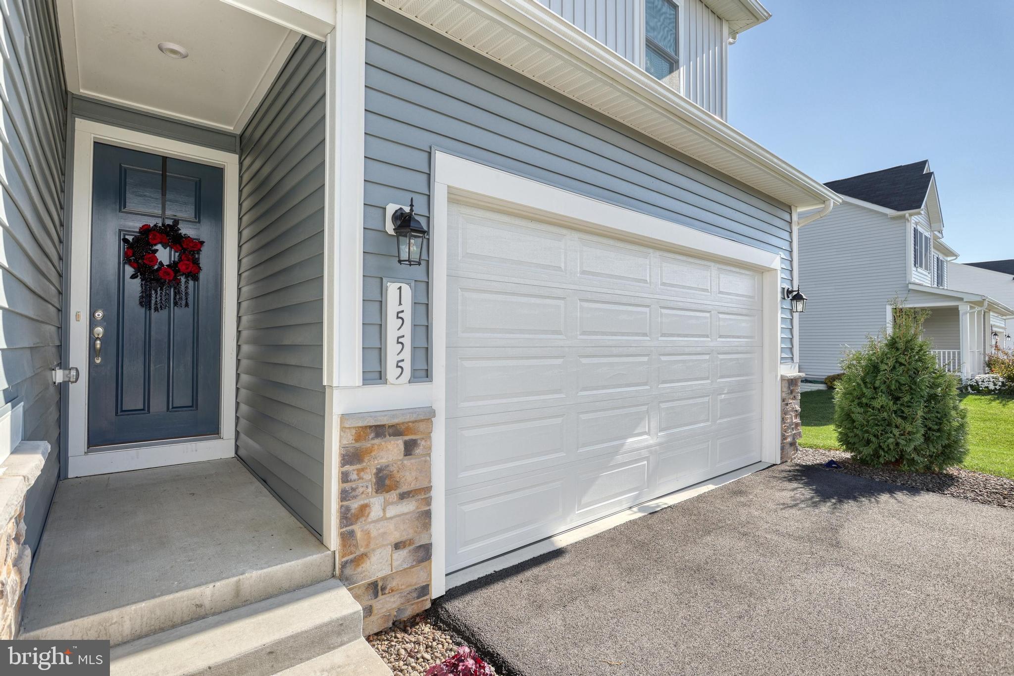 1555 FINCH DRIVE