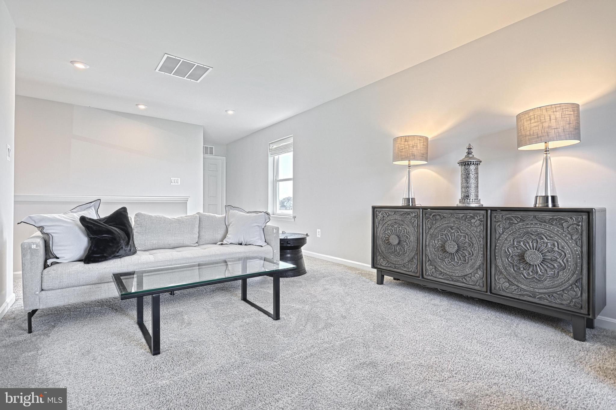 1555 FINCH DRIVE