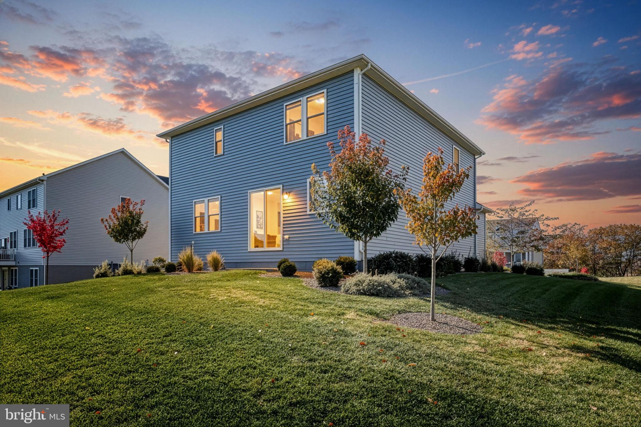 1555 FINCH DRIVE