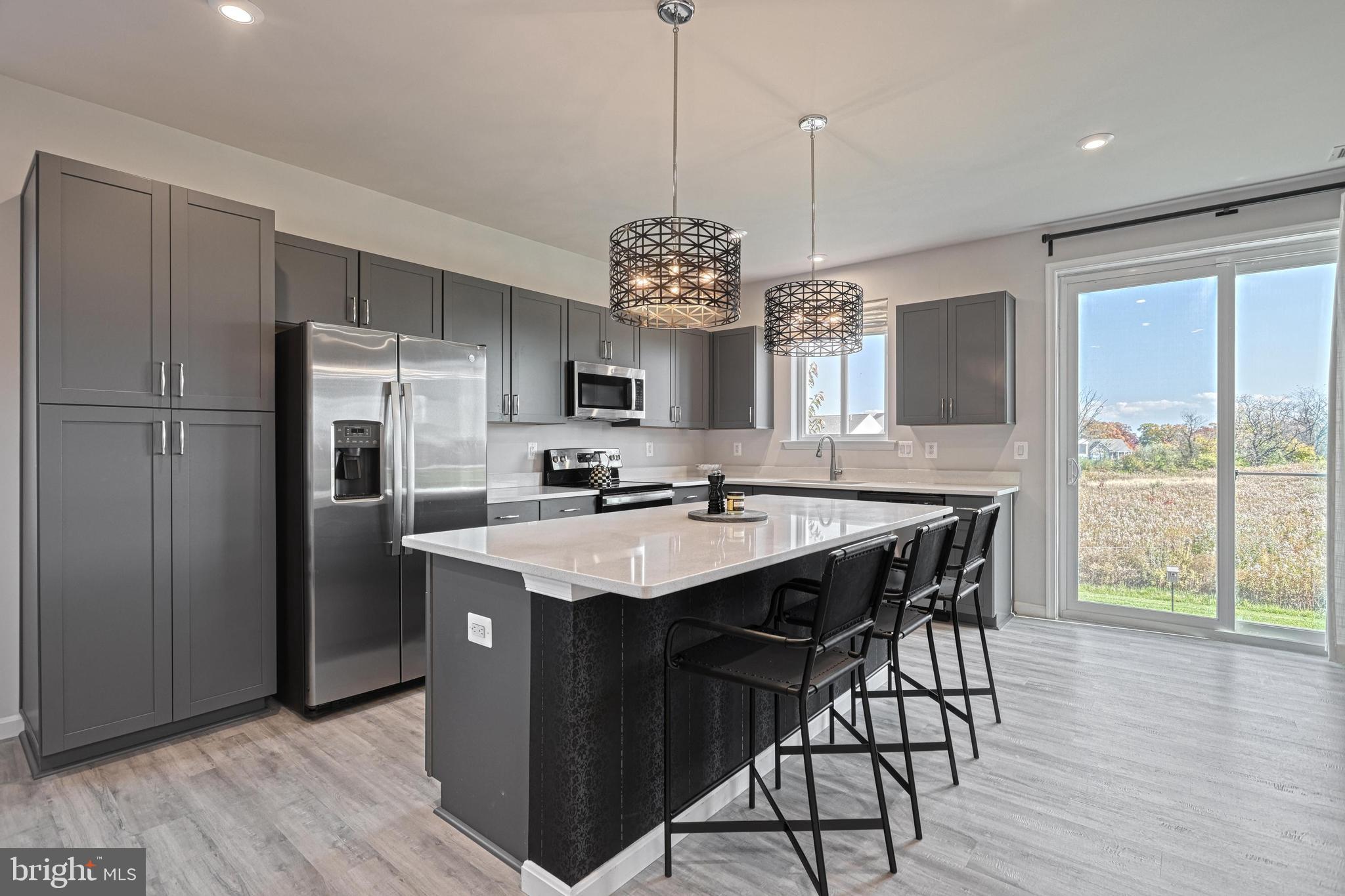 1555 FINCH DRIVE