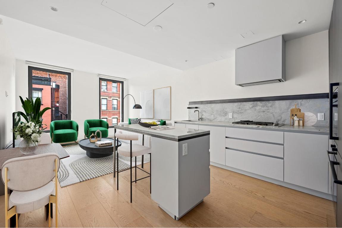 45 E 7TH Street 4B
