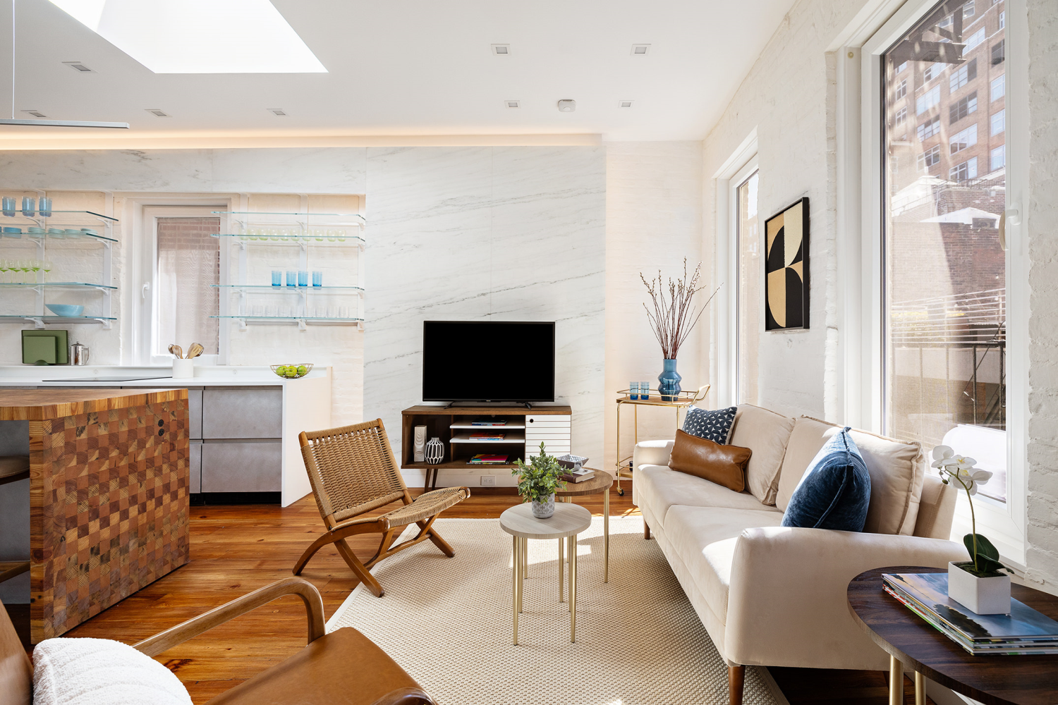 334 W 17TH Street PH5R