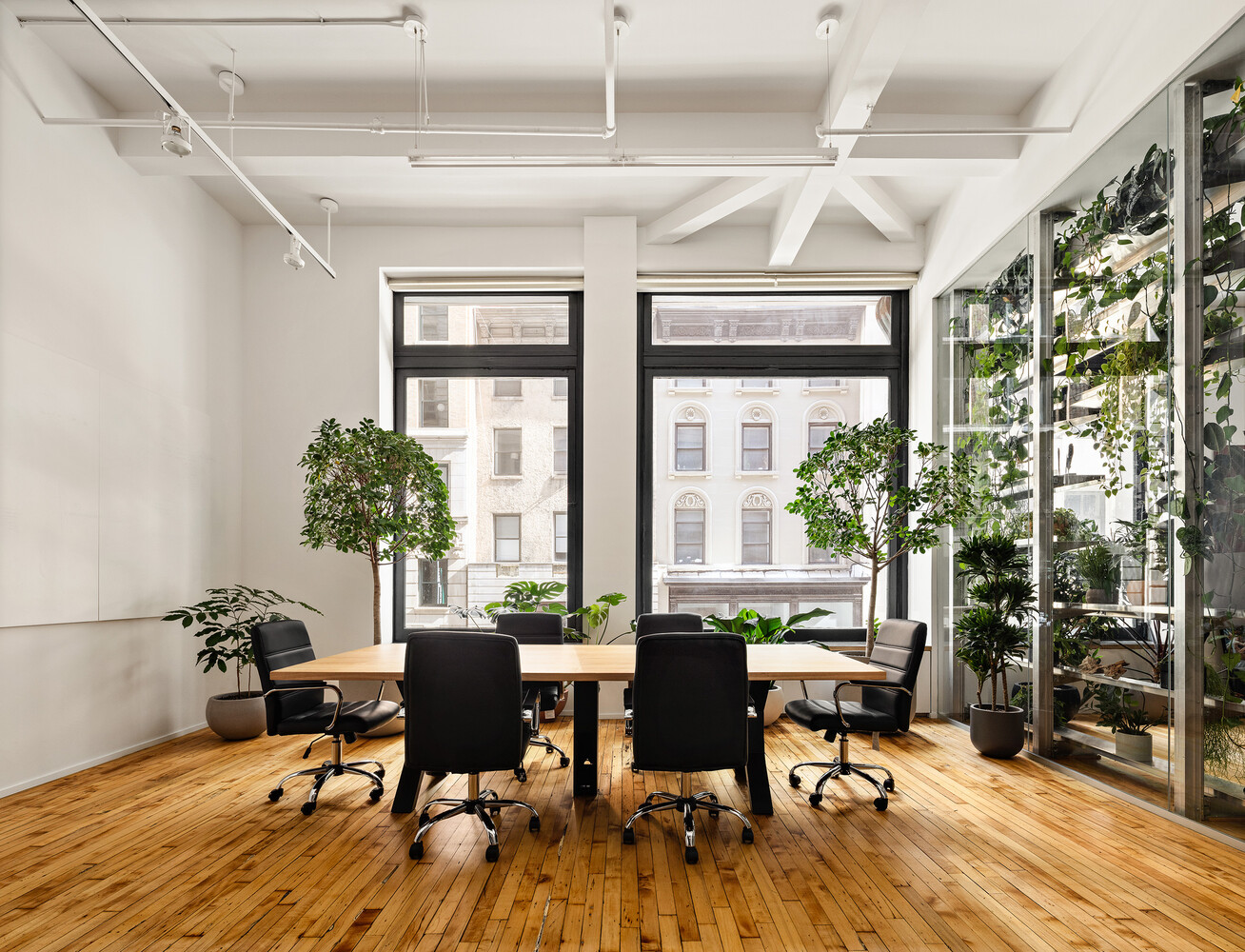 6 W 20TH Street 2