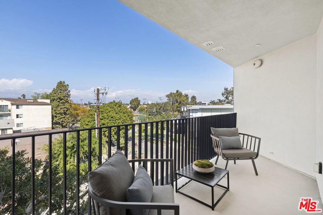 4506 Dockweiler St Unit: 405