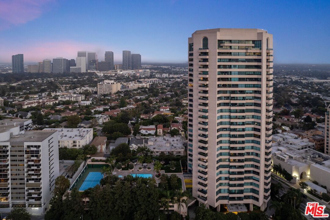 10490 Wilshire Blvd Unit: 906
