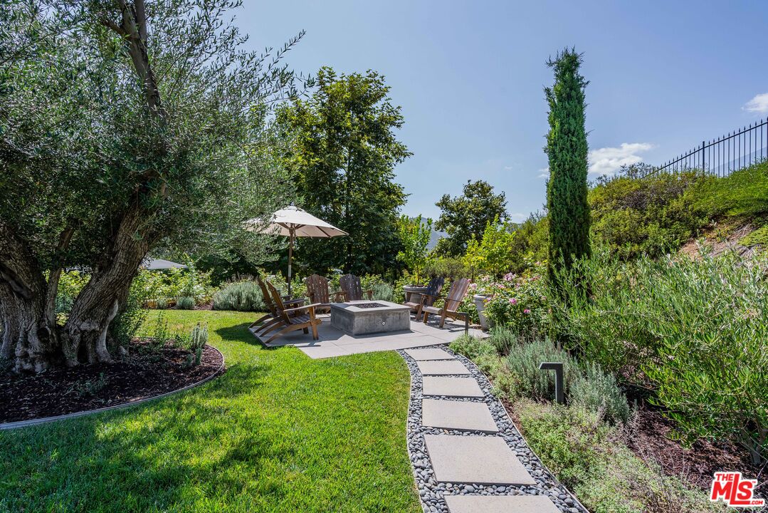 26769 Mulholland Hwy