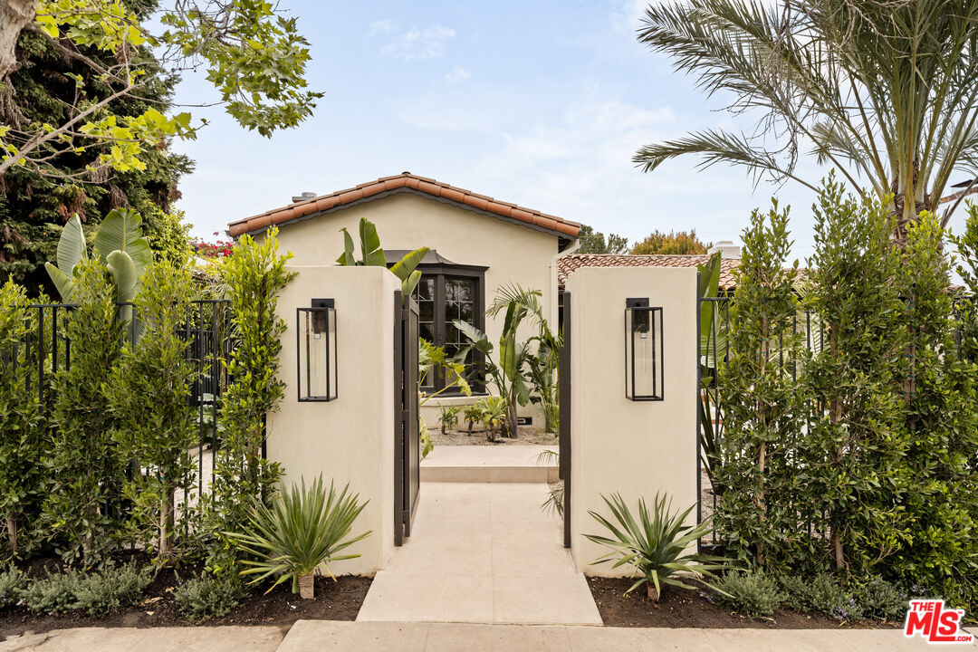 6370 Drexel Ave