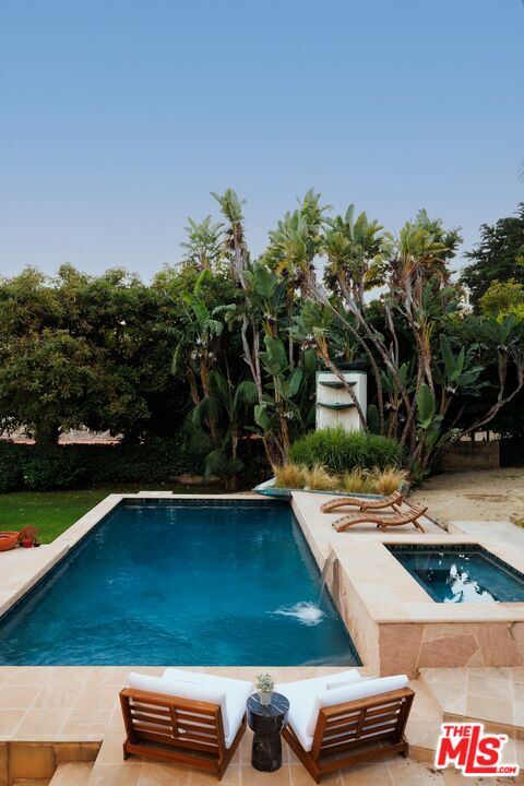 6353 Busch Dr