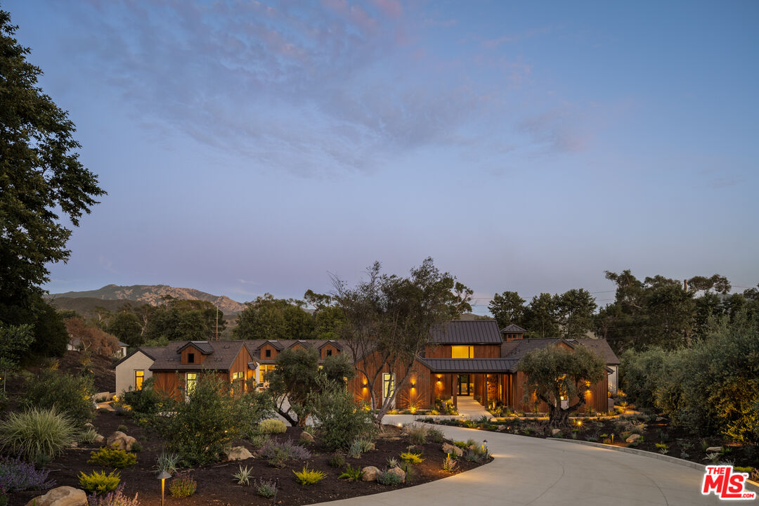 26719 Mulholland Hwy