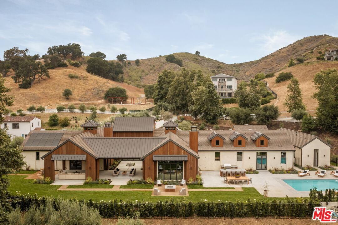 26719 Mulholland Hwy