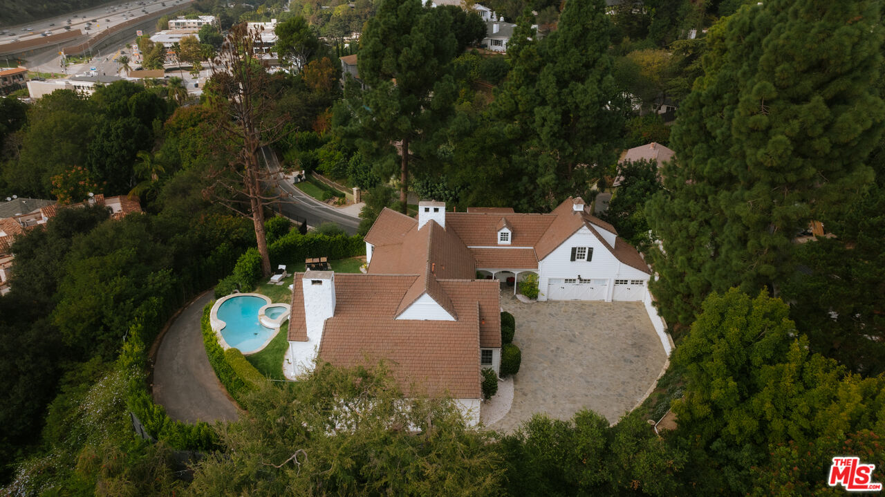 11630 Bellagio Rd