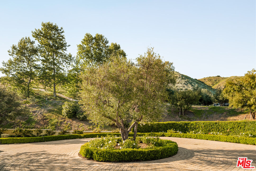26769 Mulholland Hwy