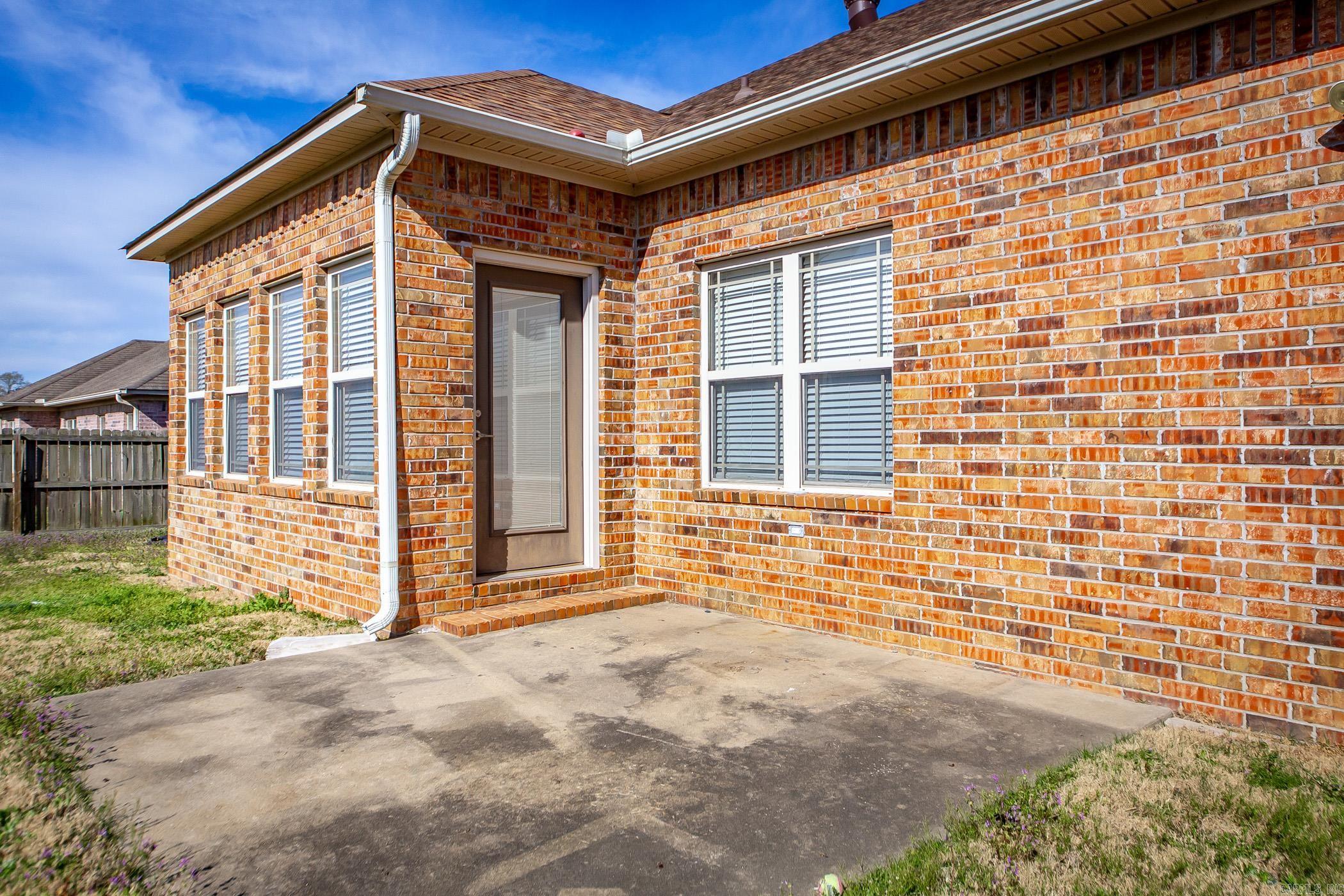 2426 Palisade Drive
