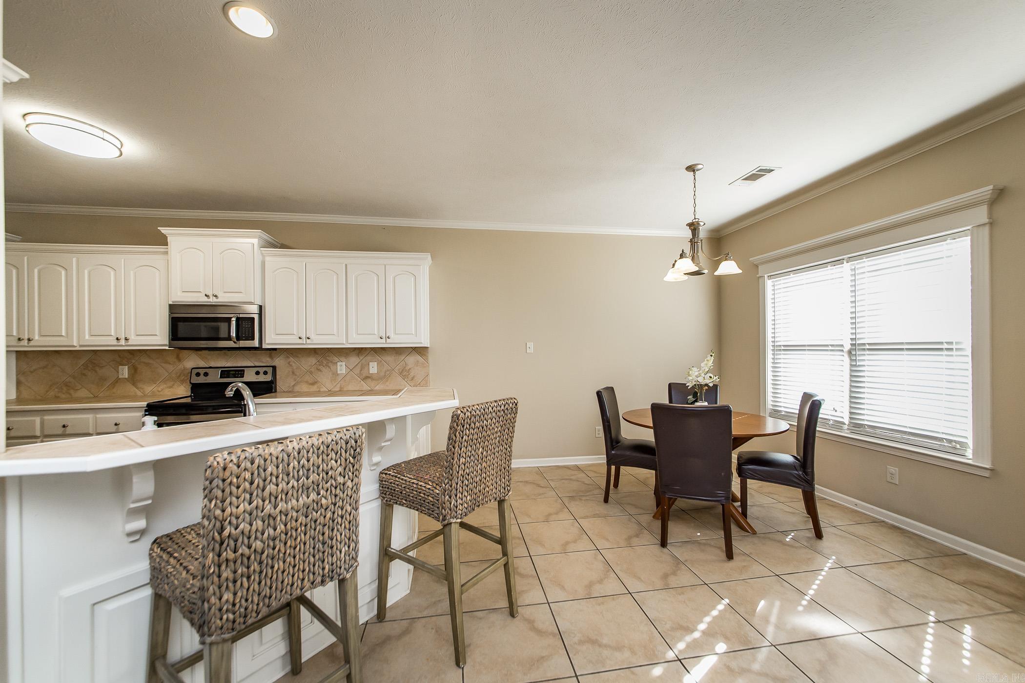 2426 Palisade Drive