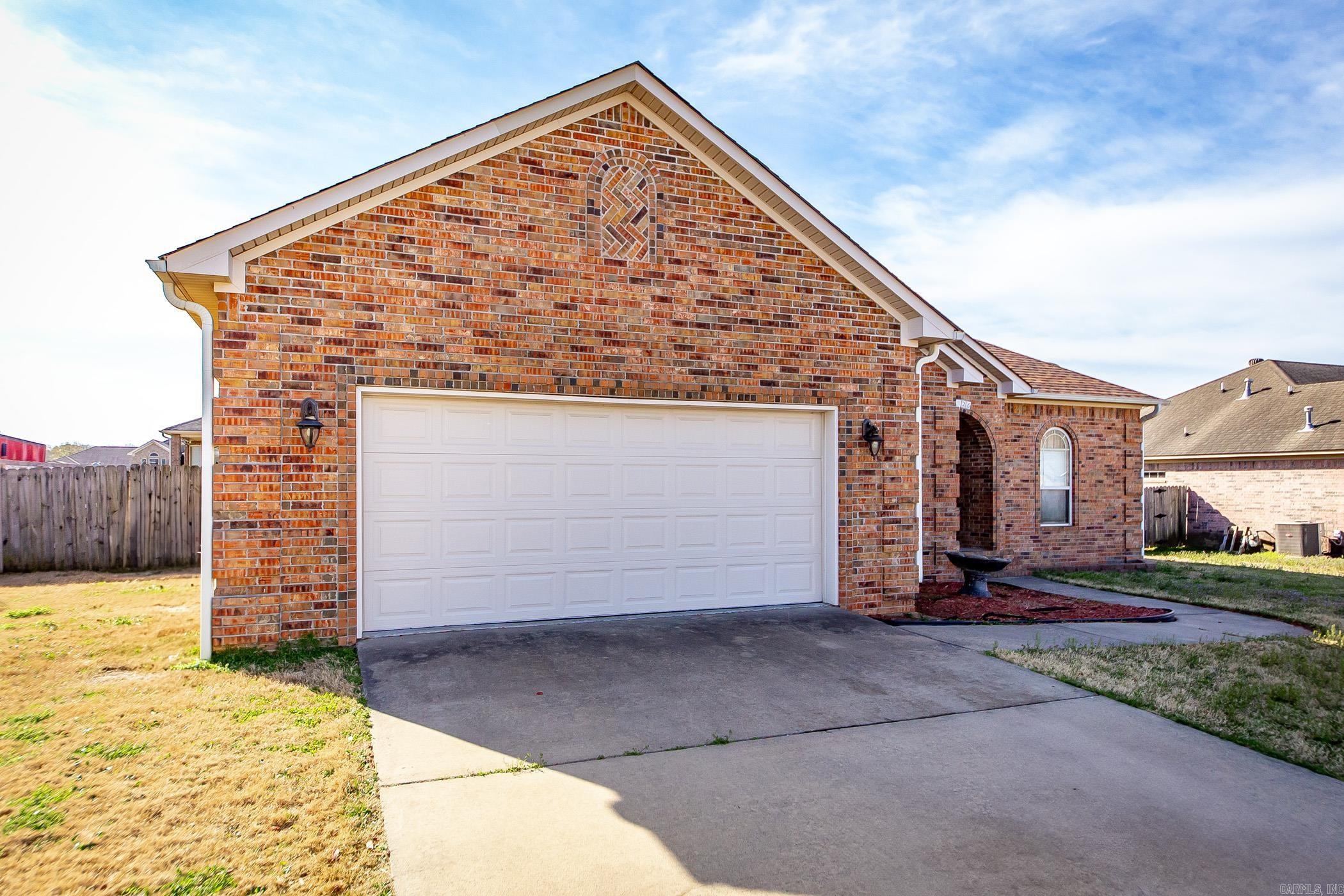 2426 Palisade Drive