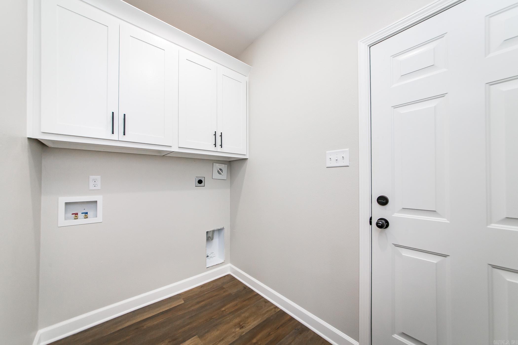 912 E Dell Vista Cove