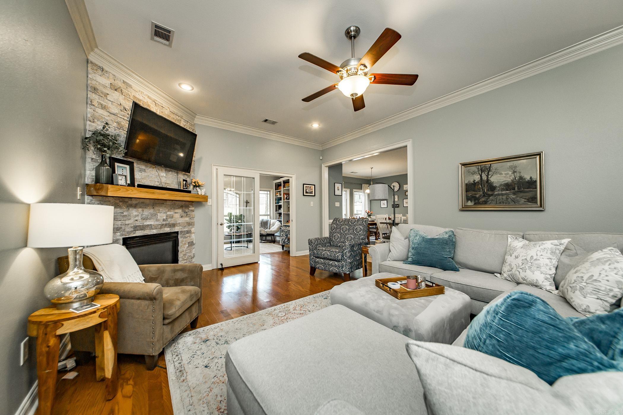 15 Hickory Circle