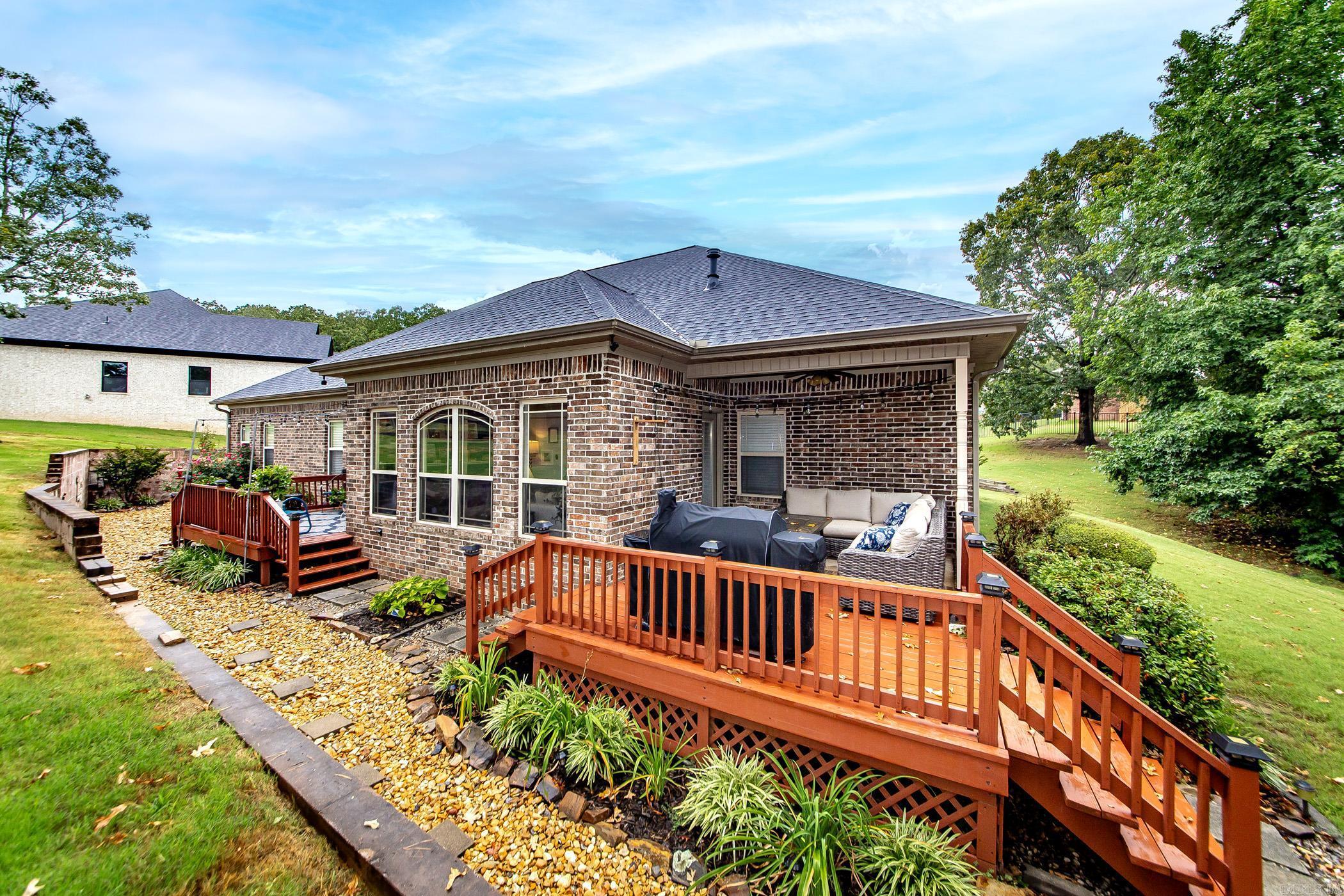 15 Hickory Circle