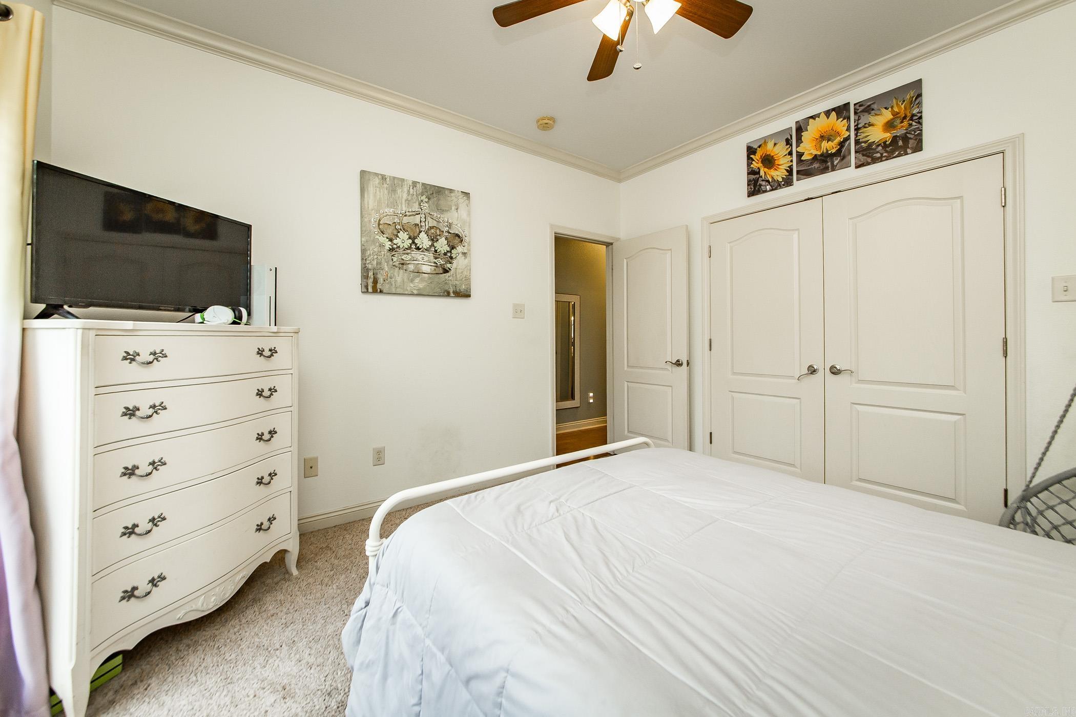 15 Hickory Circle