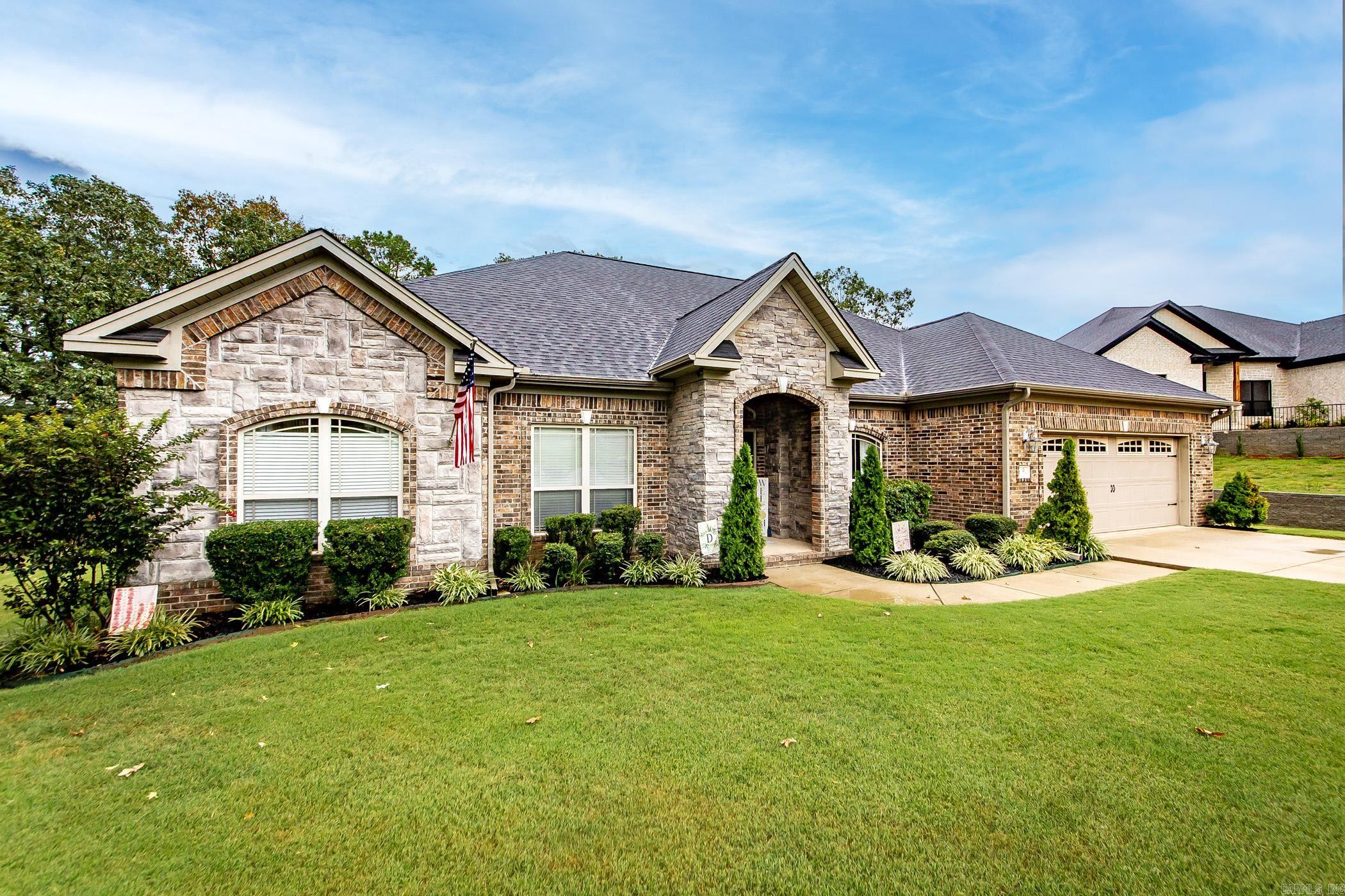 15 Hickory Circle