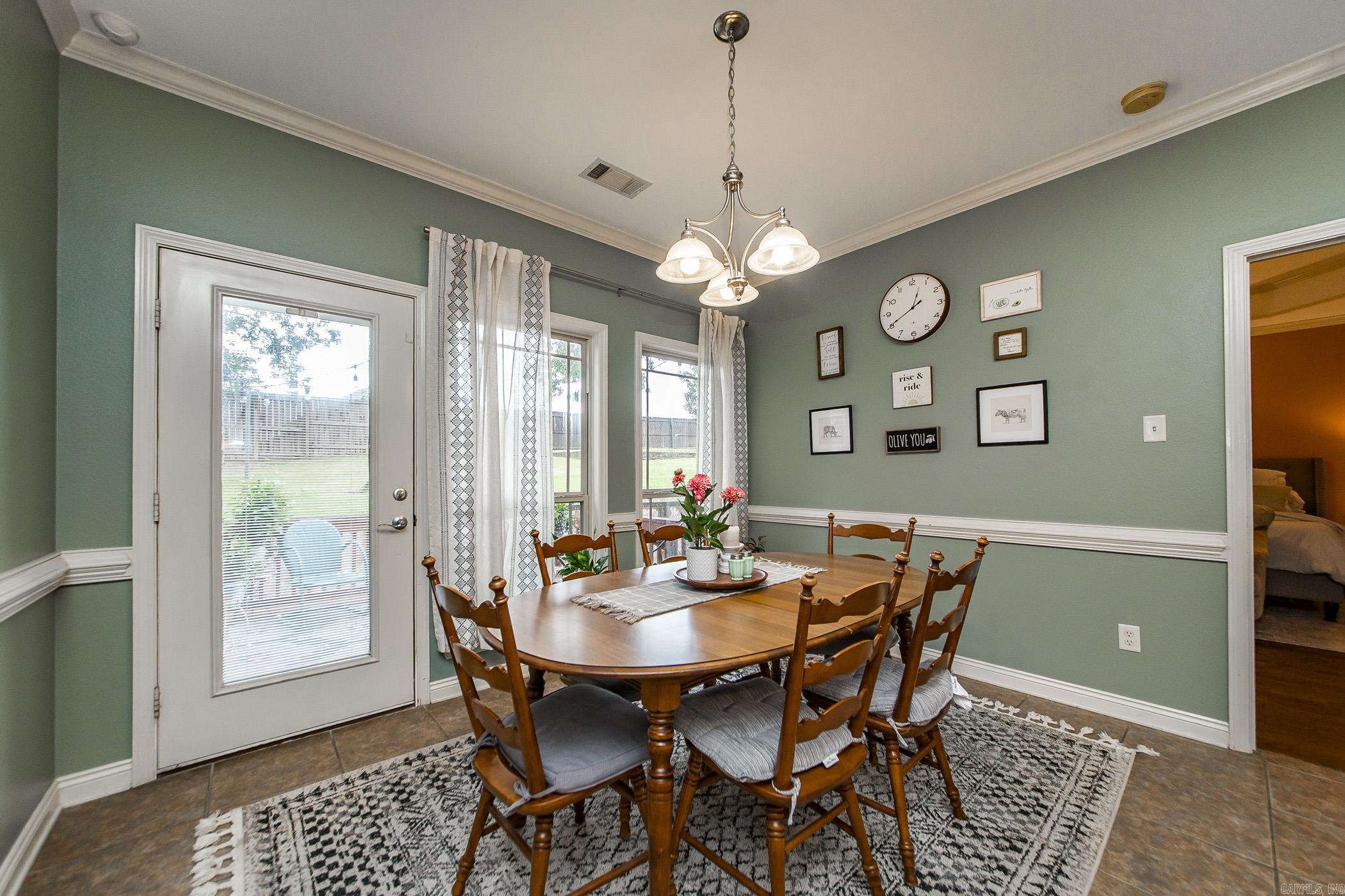 15 Hickory Circle
