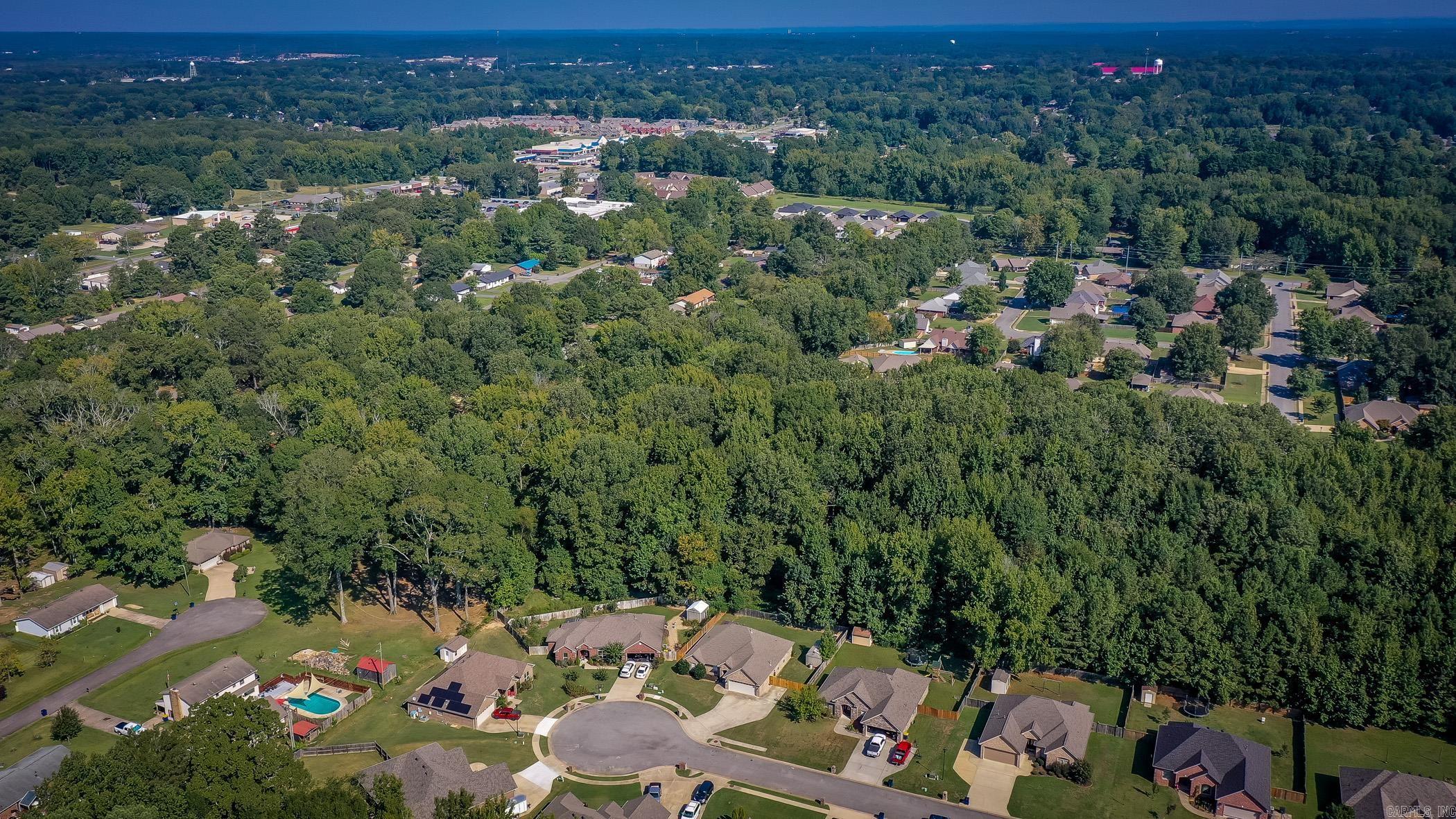 225 Jackson Park Cove