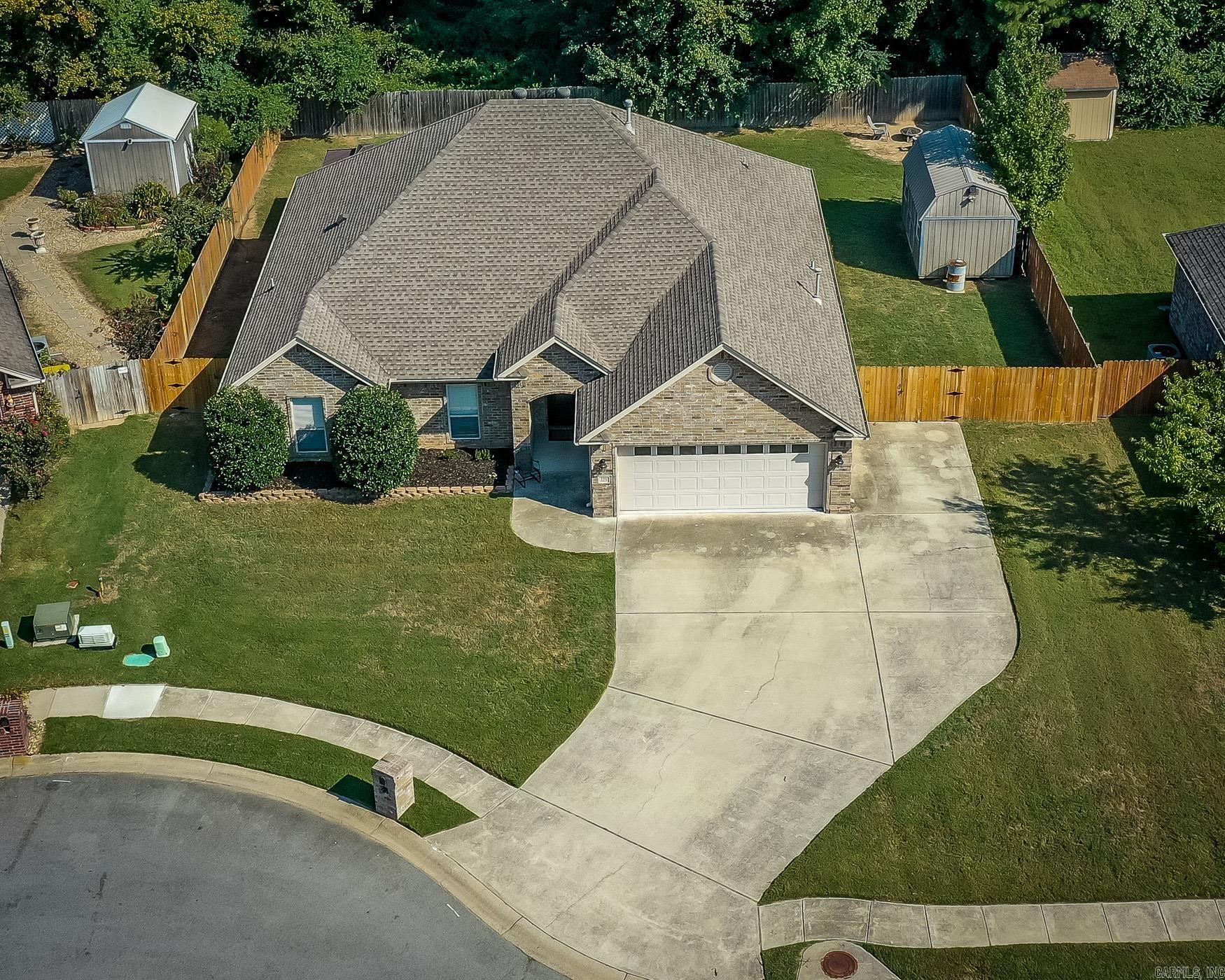 225 Jackson Park Cove