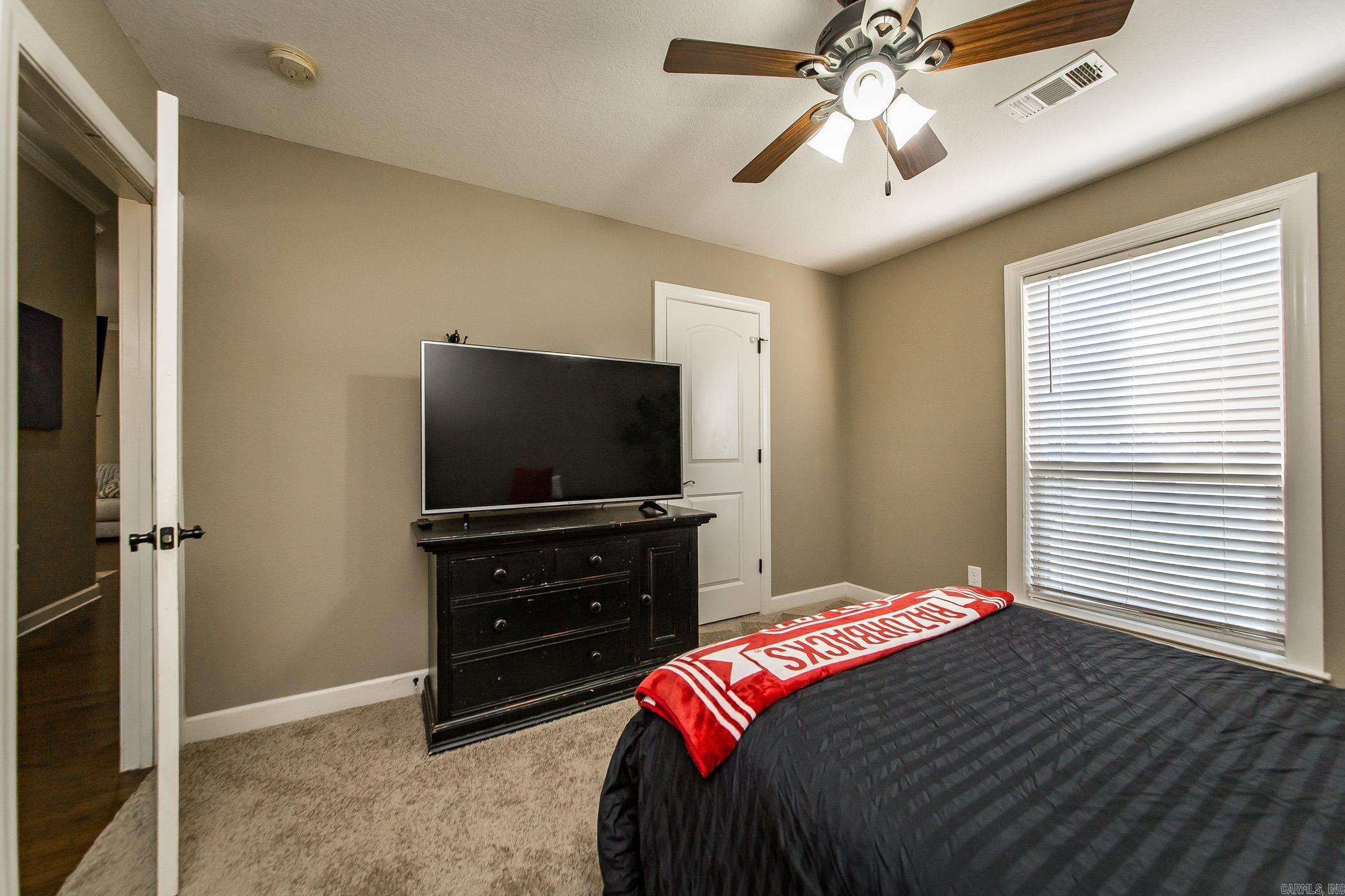 225 Jackson Park Cove