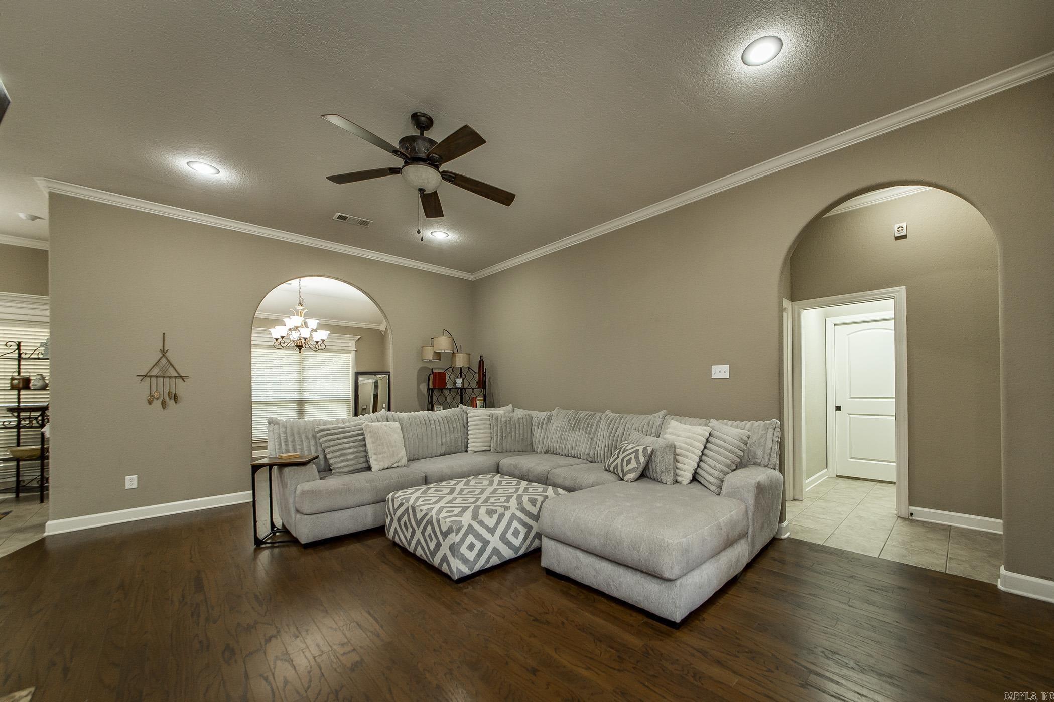 225 Jackson Park Cove