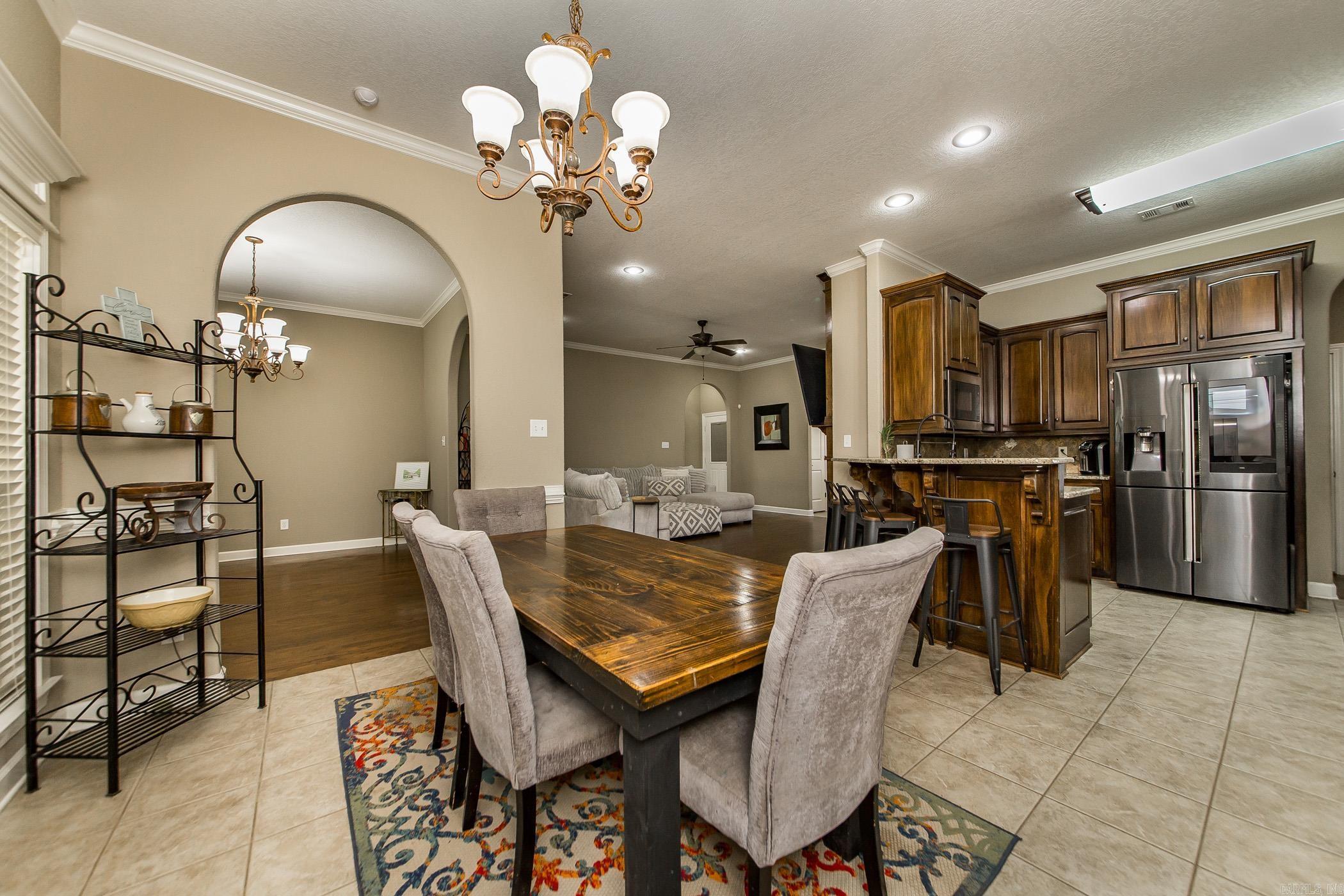 225 Jackson Park Cove