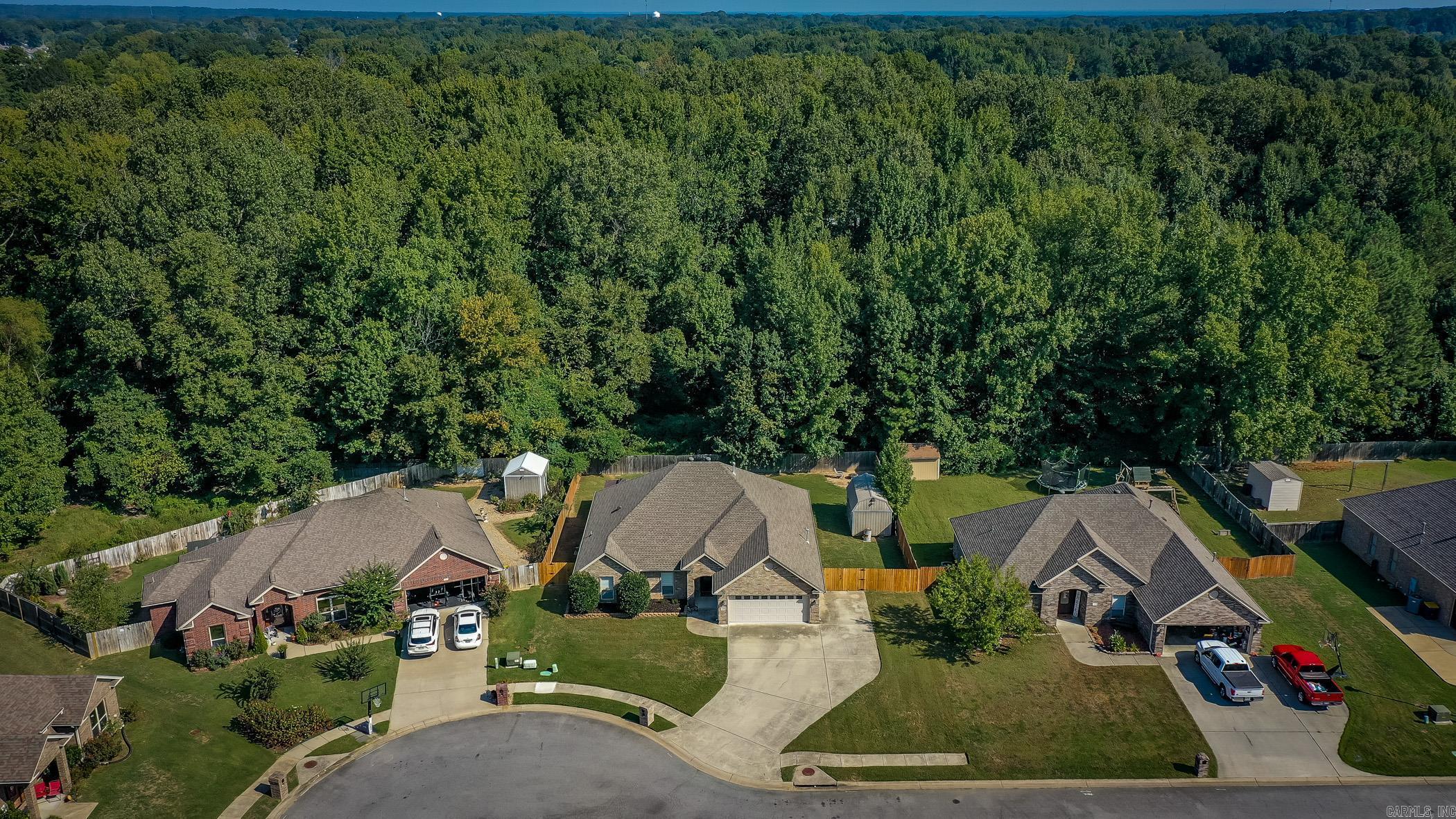 225 Jackson Park Cove