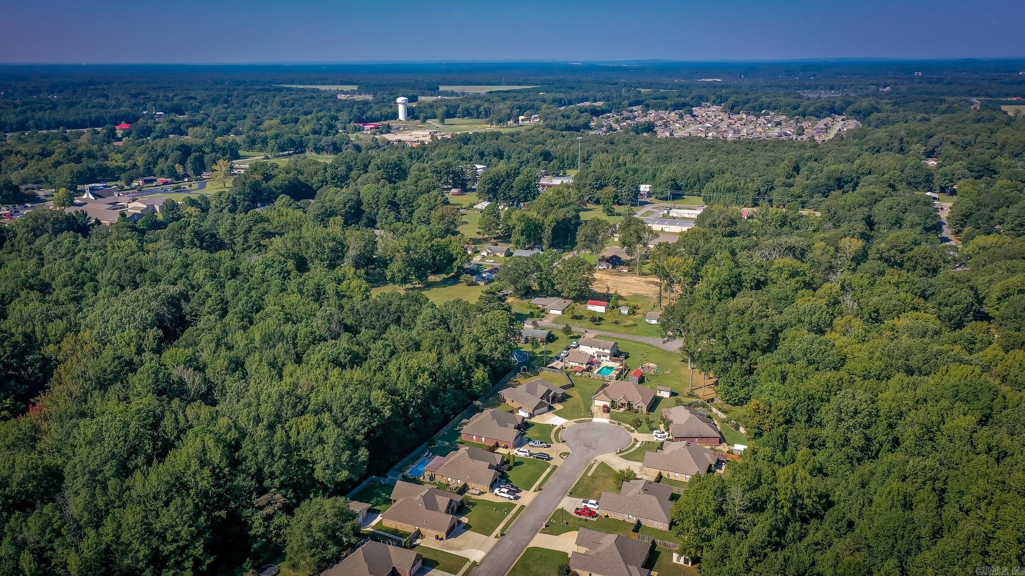 225 Jackson Park Cove