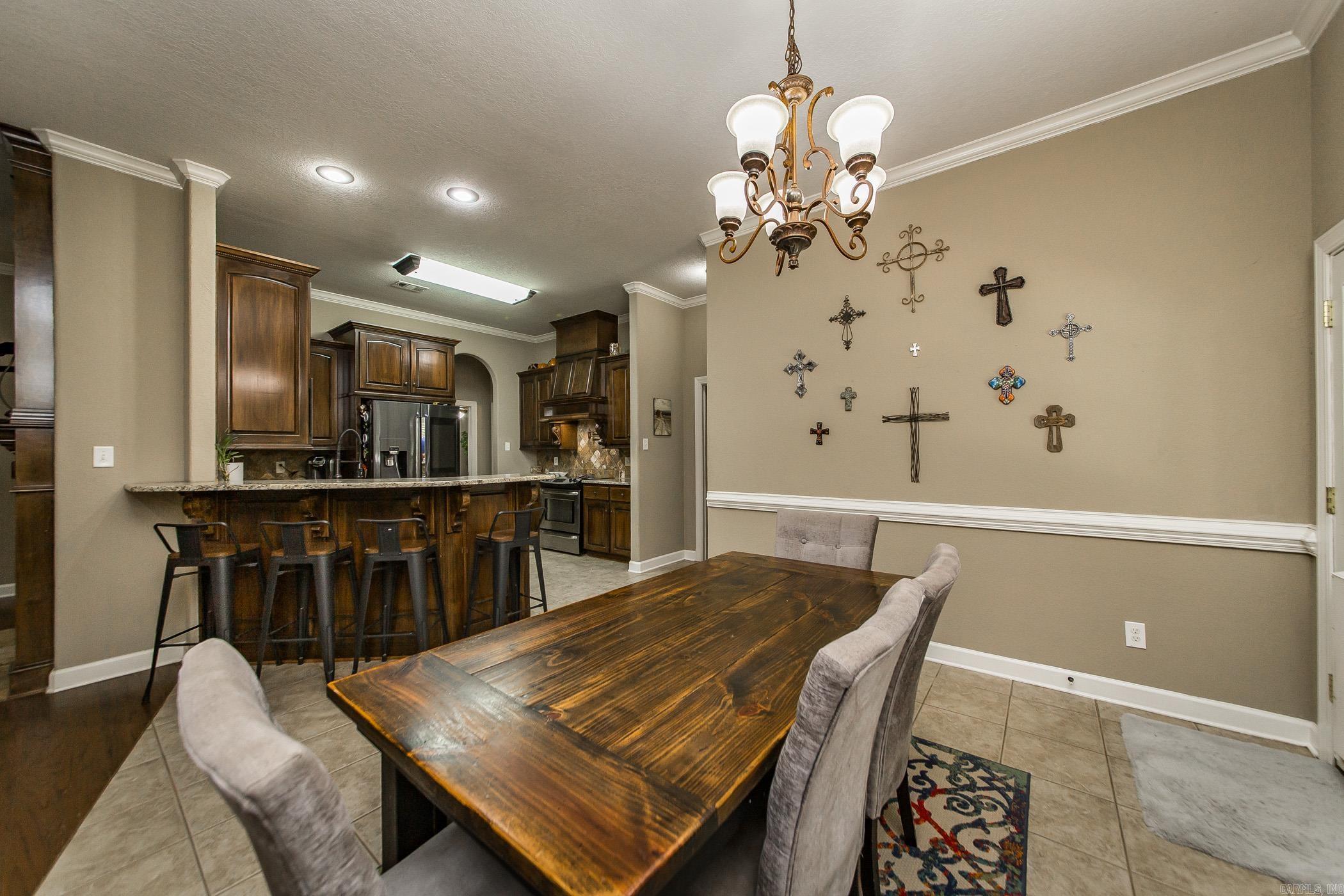 225 Jackson Park Cove