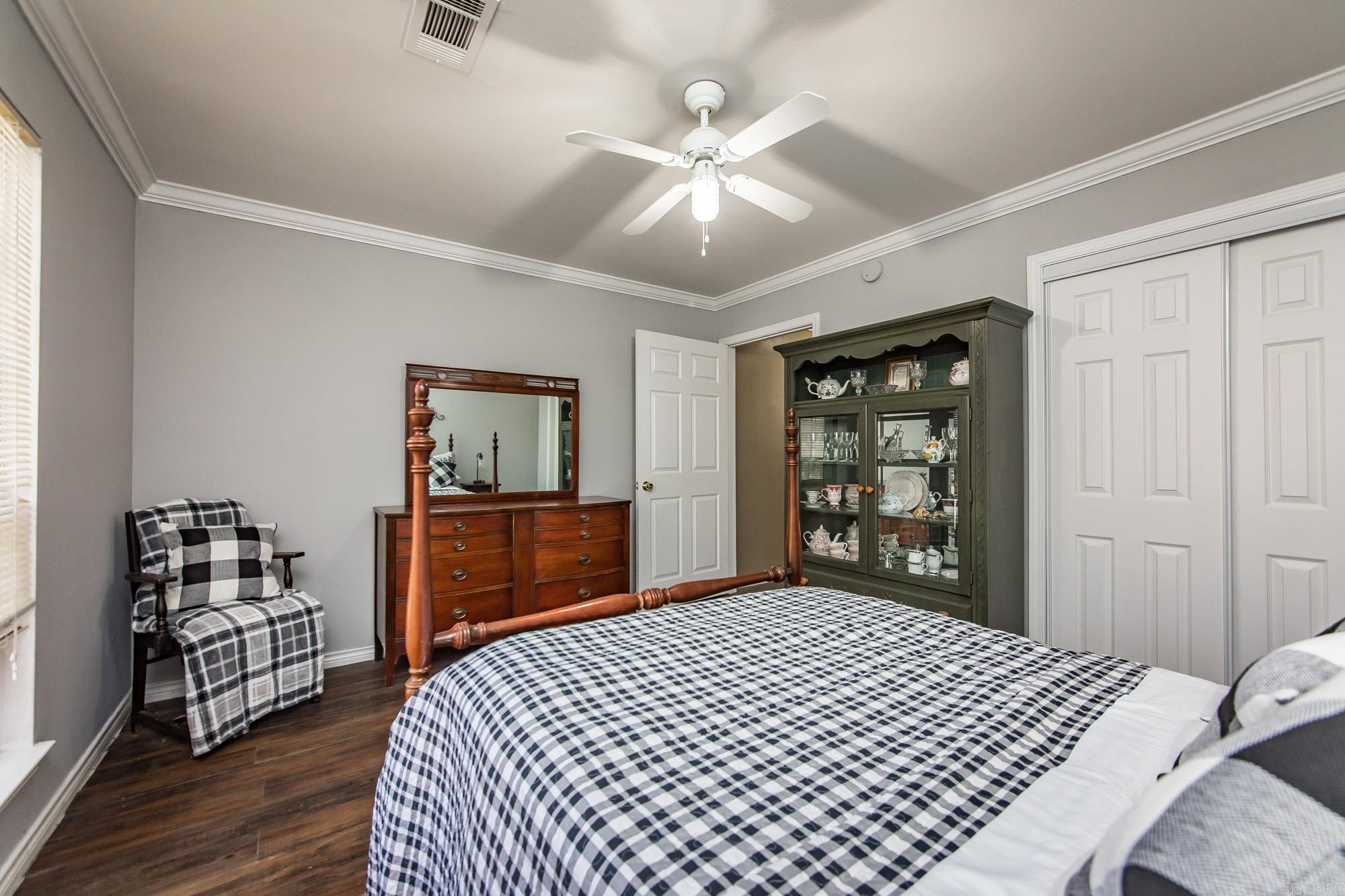 215 Williamson Boulevard