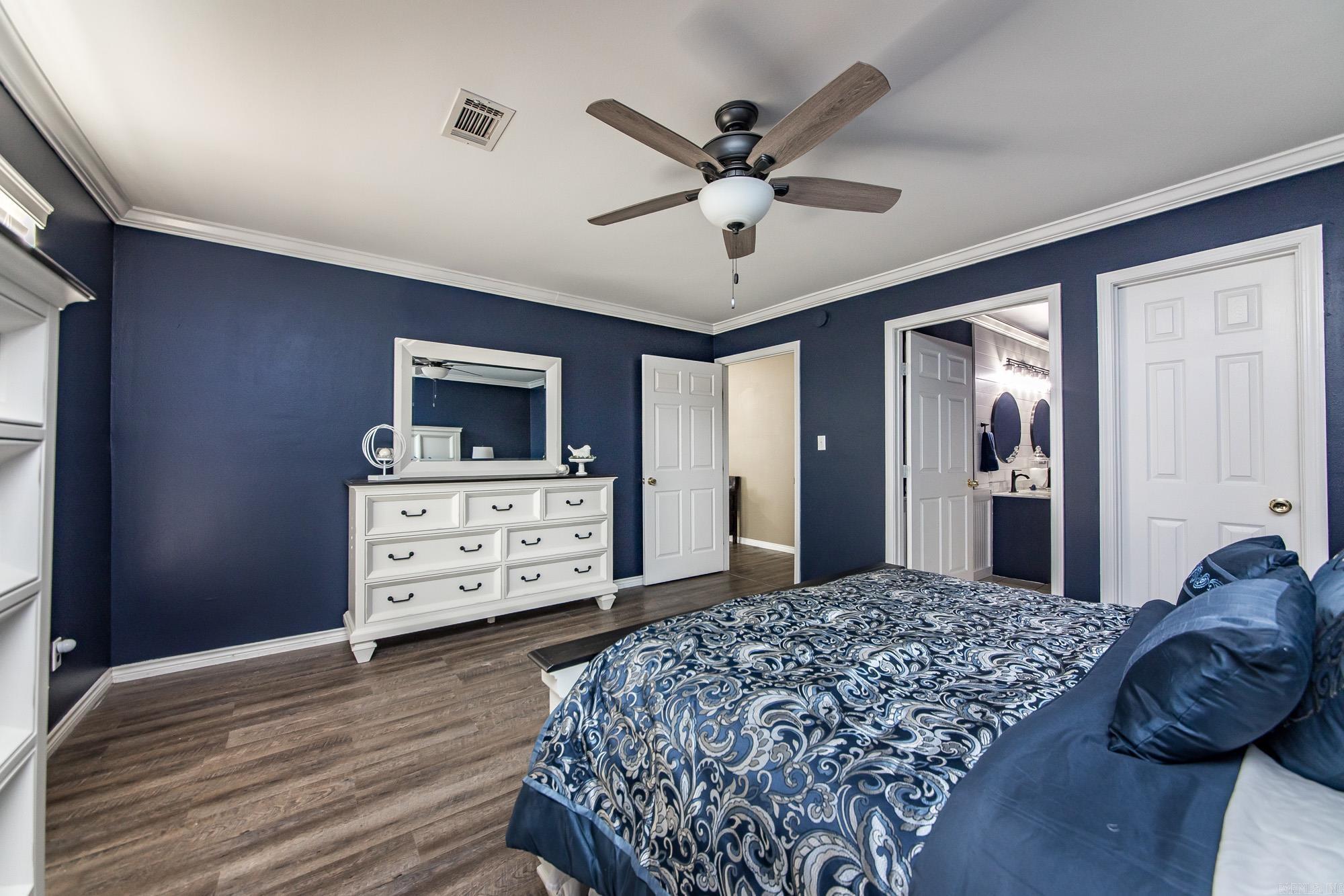 215 Williamson Boulevard