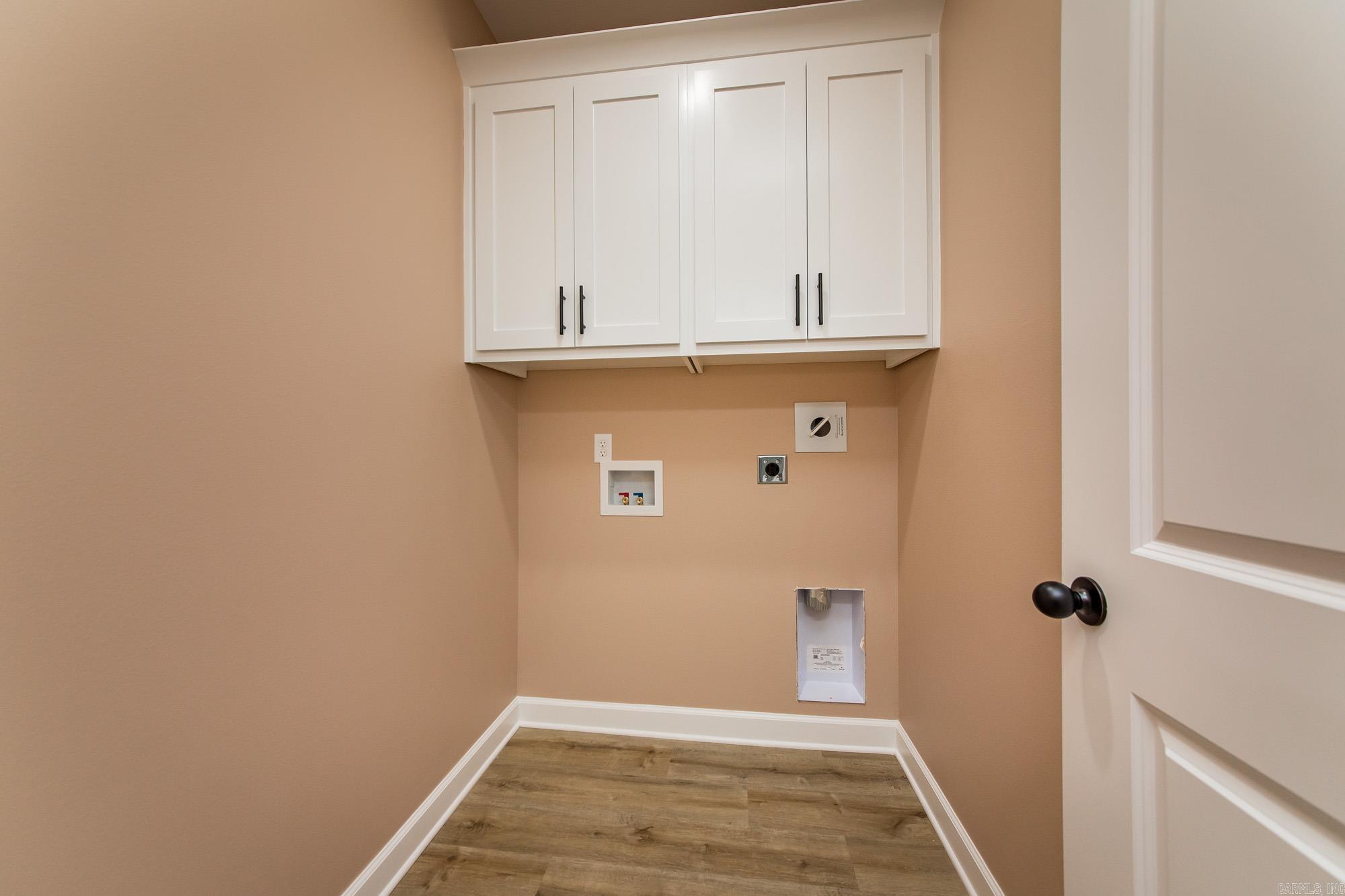 912 W Dell Vista Cove