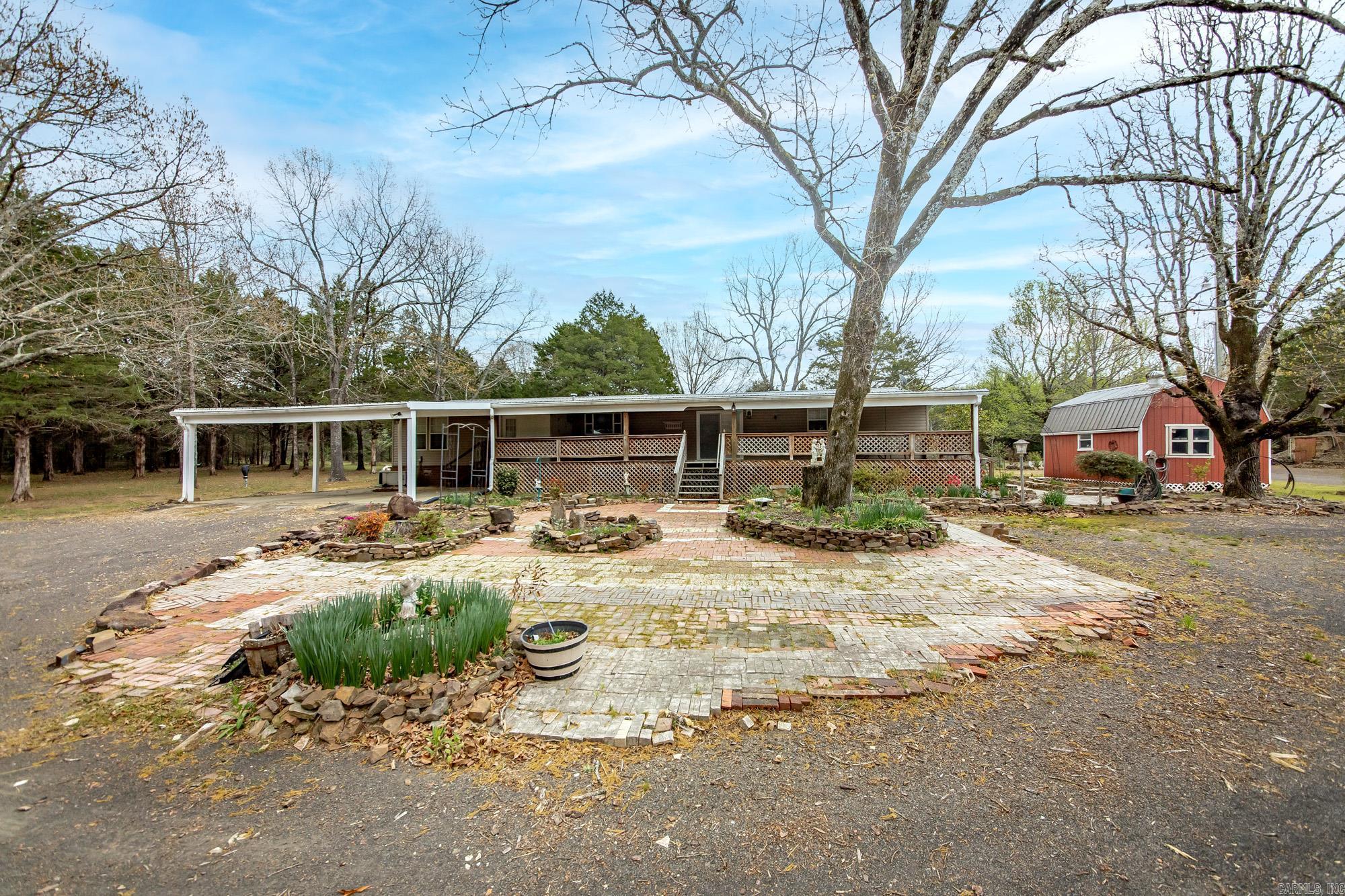 103 N Skyview Circle
