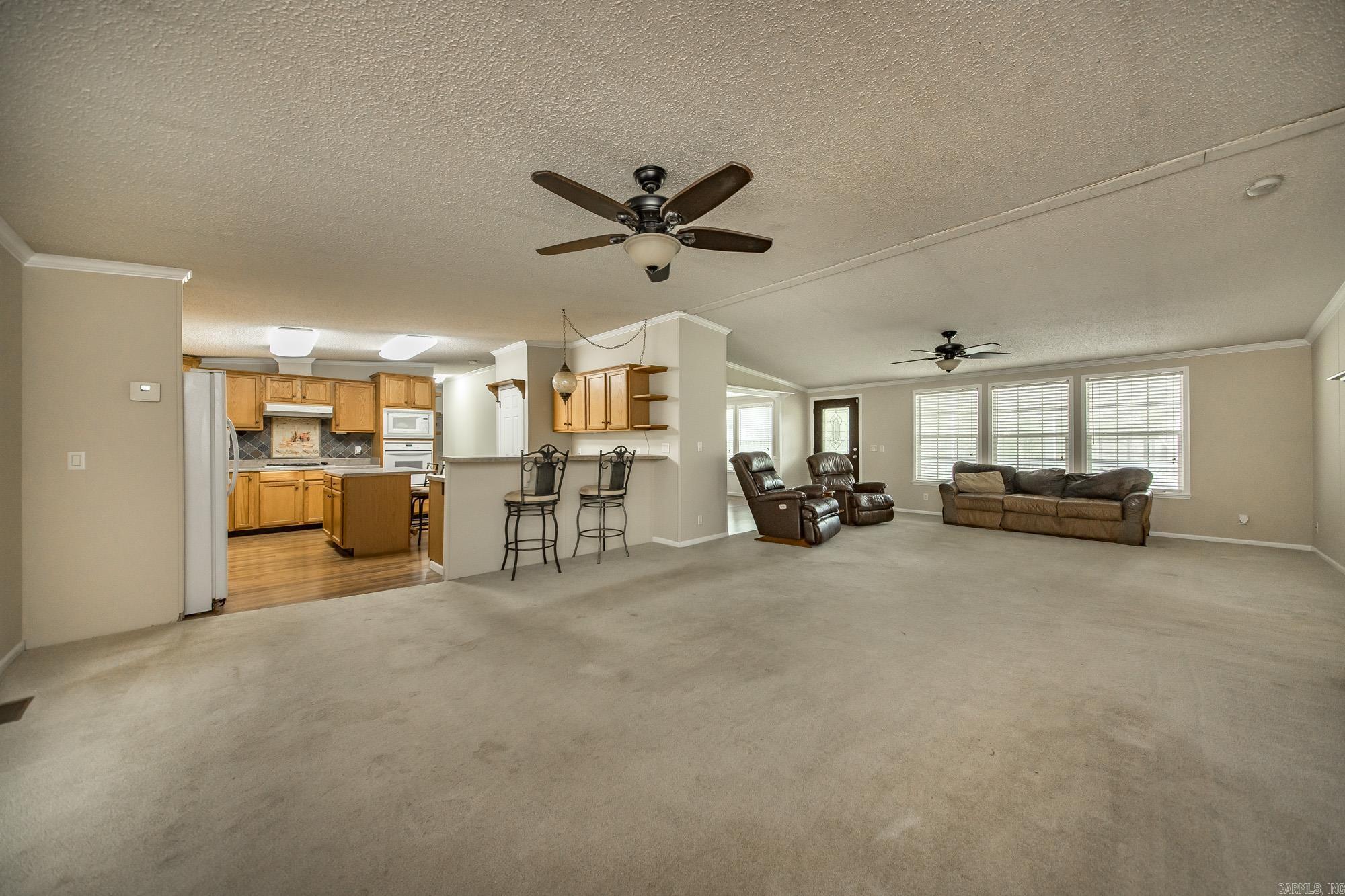 103 N Skyview Circle