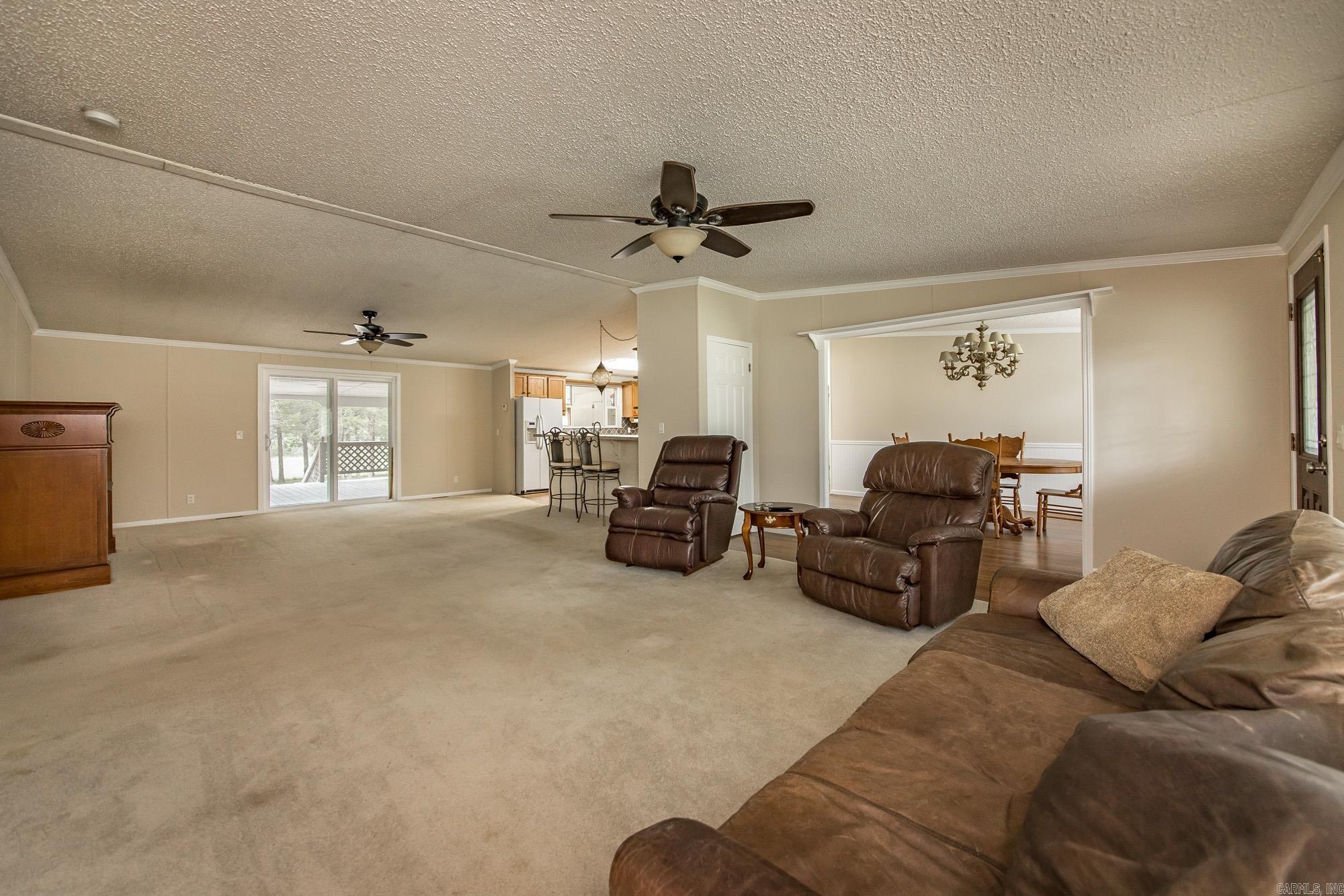 103 N Skyview Circle