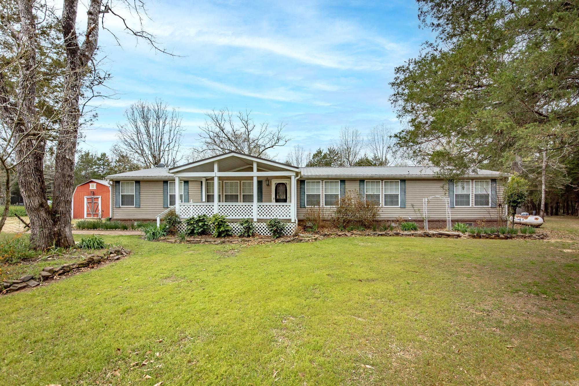 103 N Skyview Circle