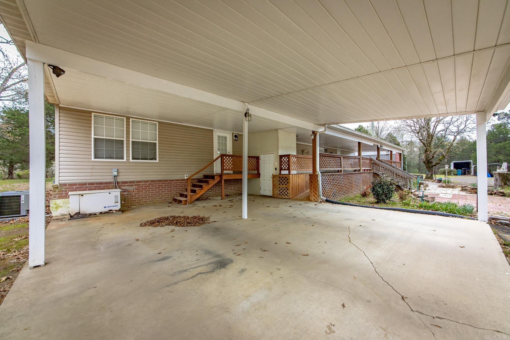 103 N Skyview Circle
