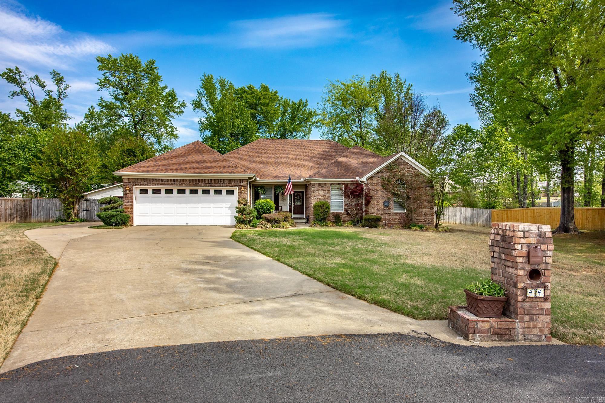 44 Glendale Drive