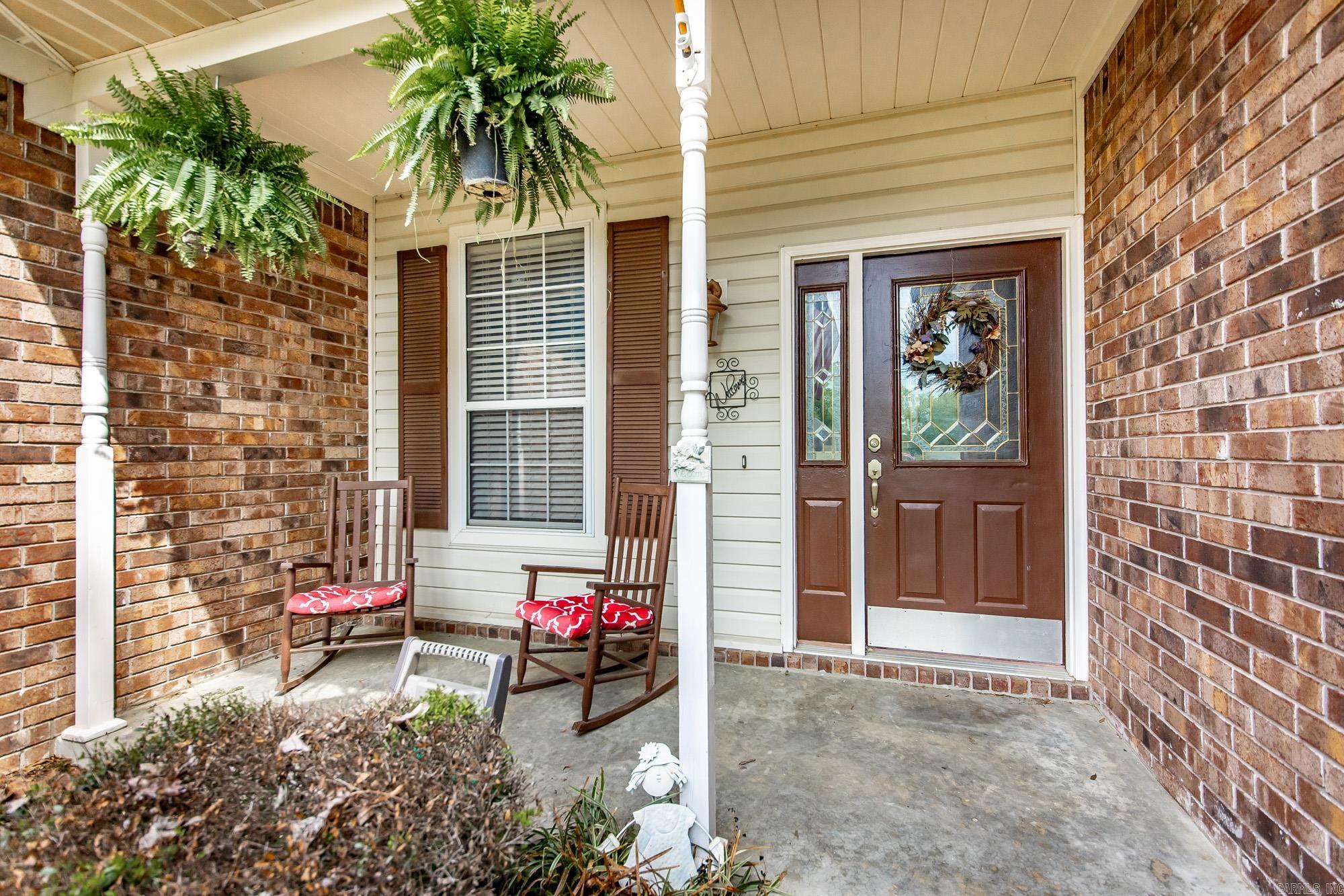 44 Glendale Drive