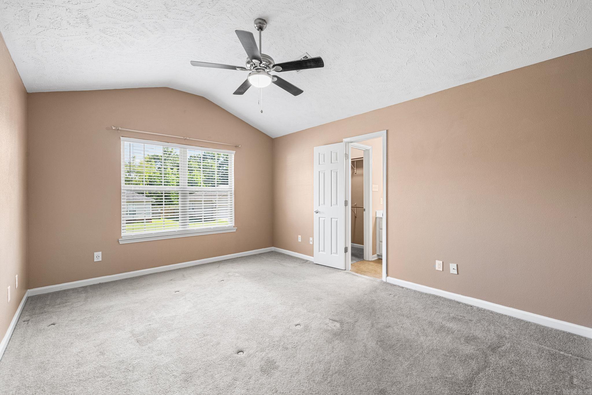 305 Weathering Lane