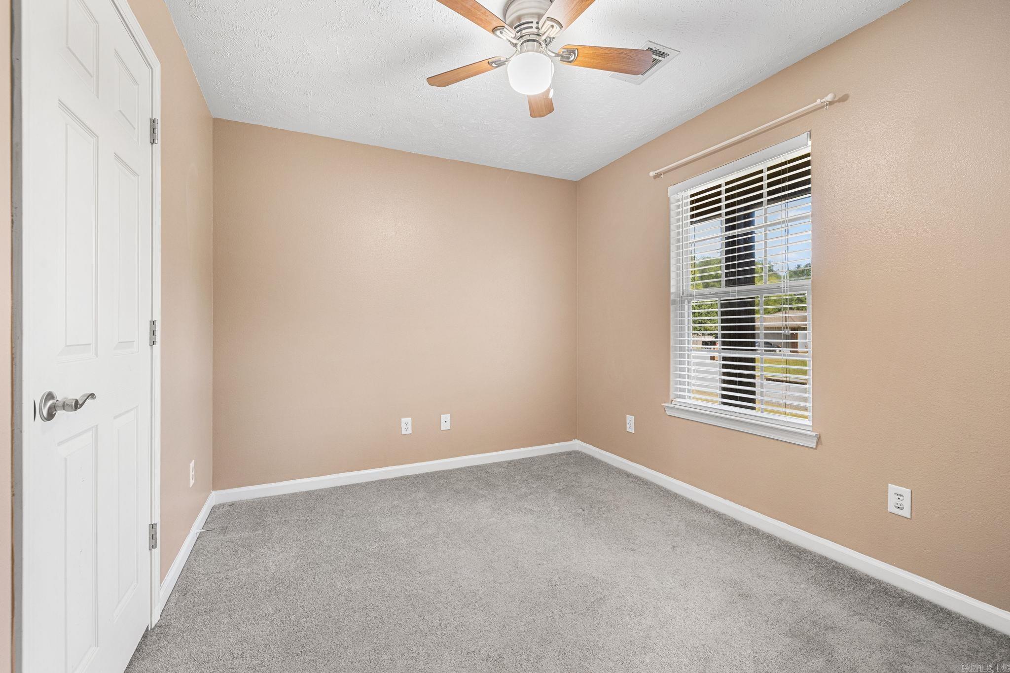 305 Weathering Lane