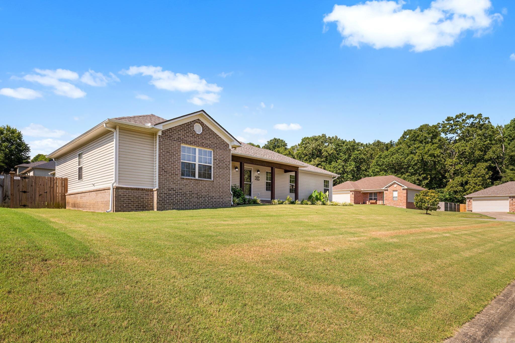 305 Weathering Lane