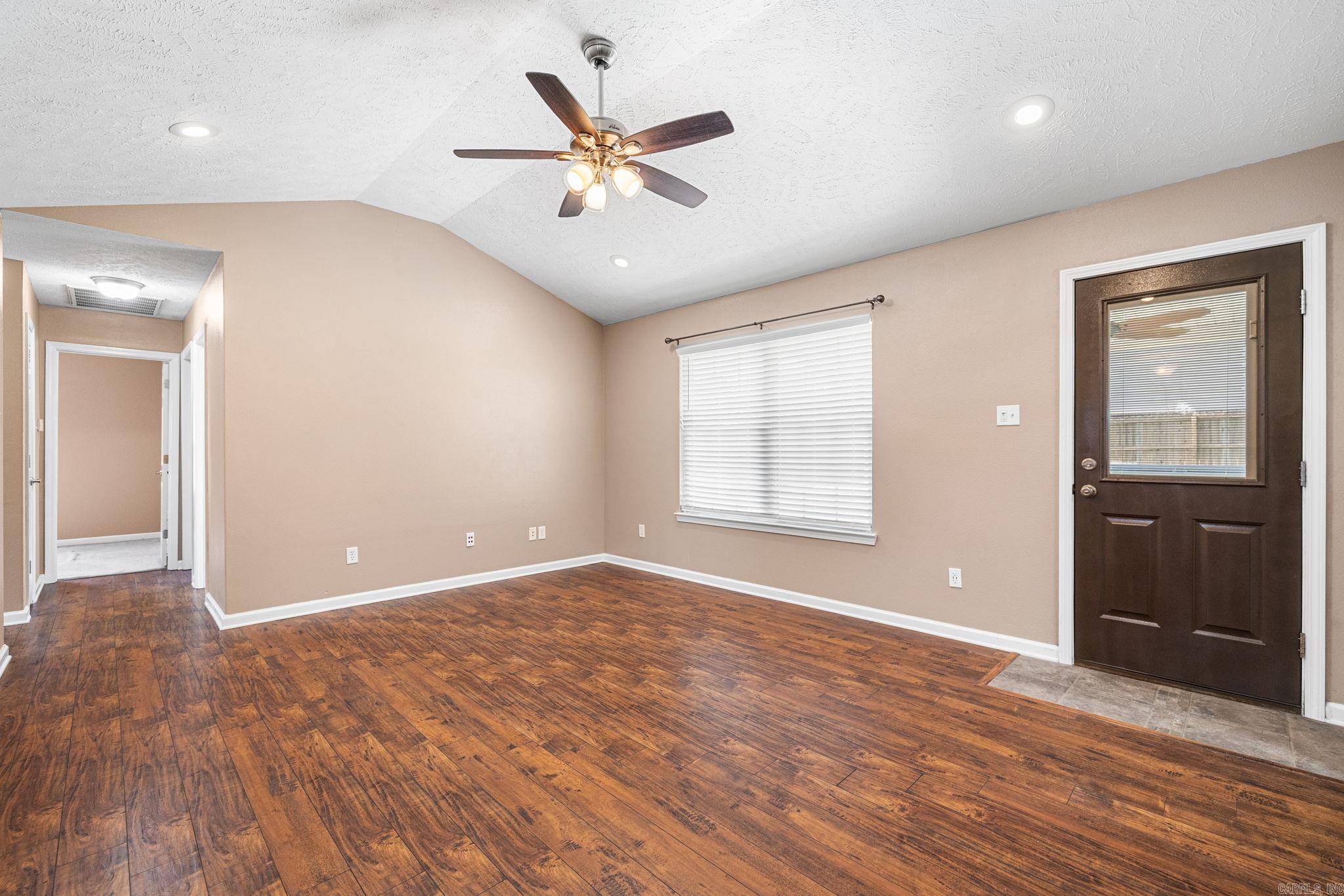 305 Weathering Lane